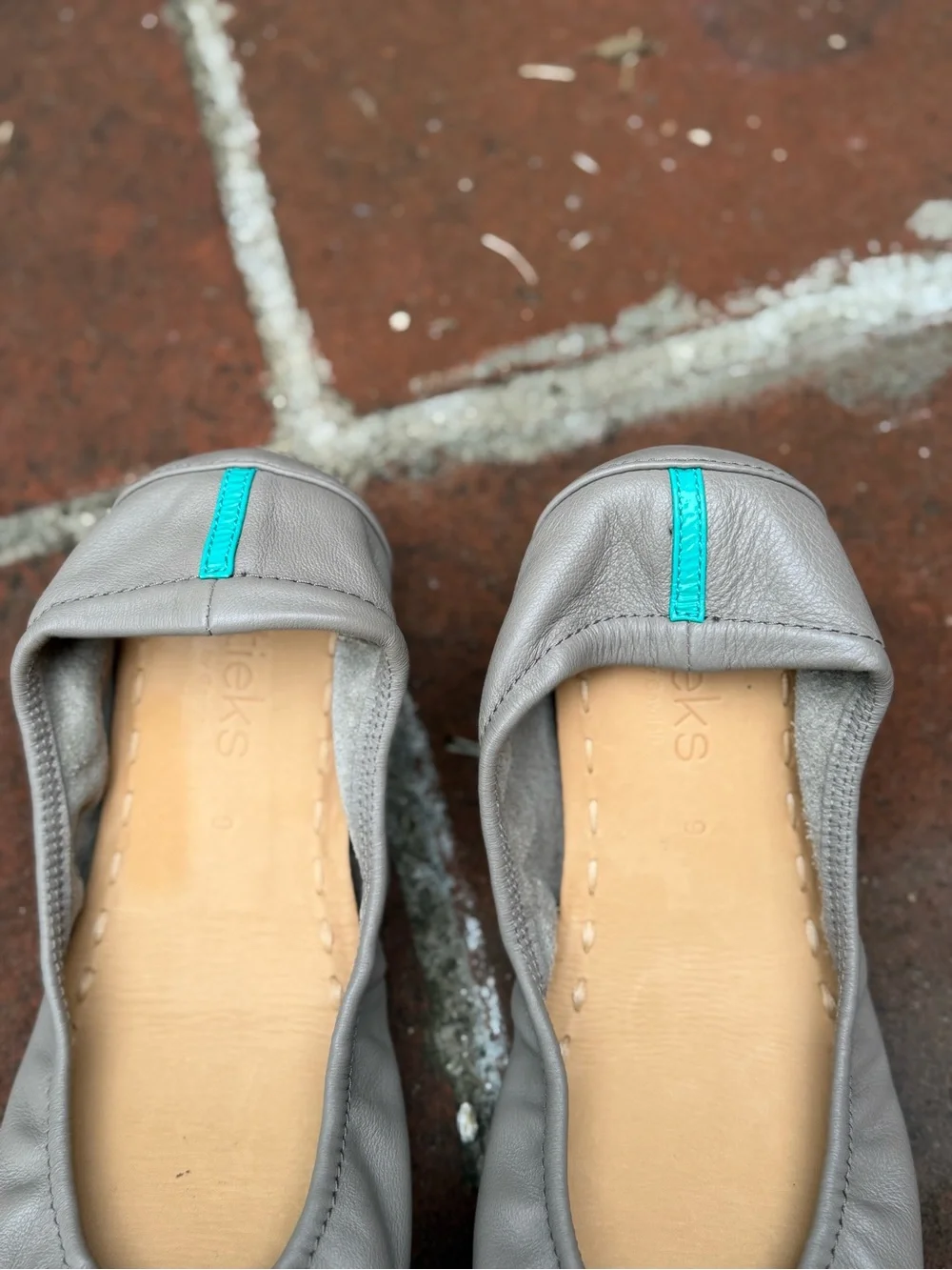 Auth Tieks Ballet Flats Size 9 | Gorgeous Taupe Leather | Like New Condition